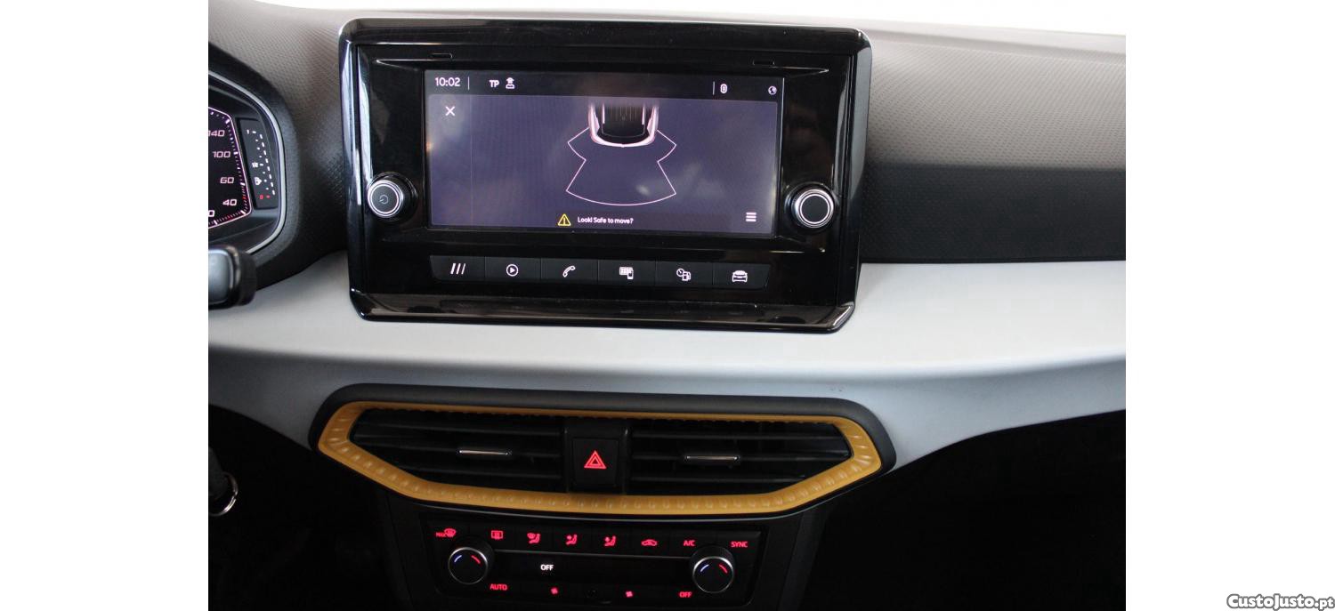 SEAT Arona 1.0 TSI Style 95cv — fotografia 11