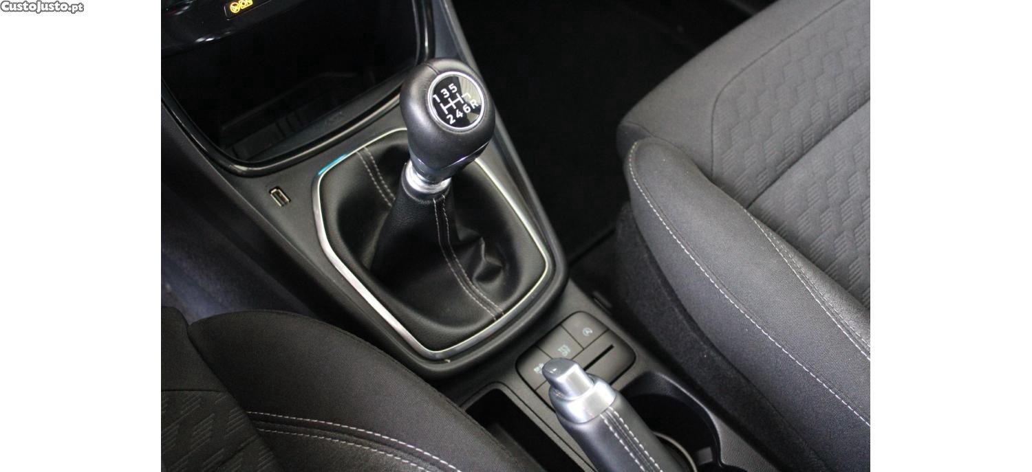 Ford Puma 1.0 EcoBoost MHEV Titanium — fotografia 9