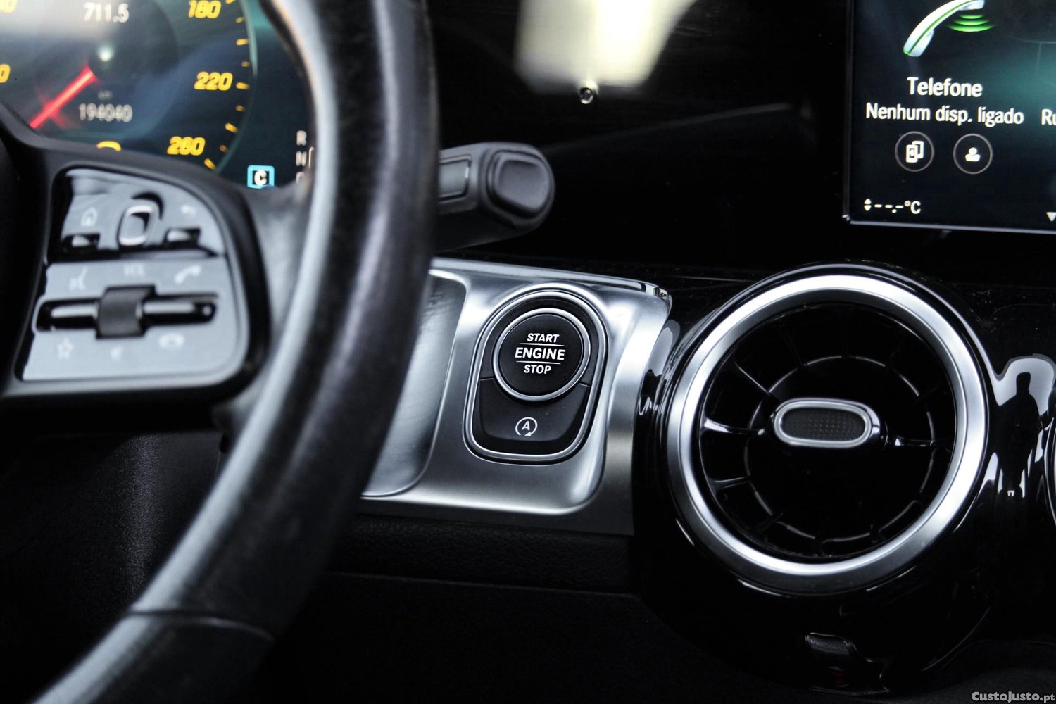 Mercedes-Benz GLB 200 d Progressive — fotografia 5
