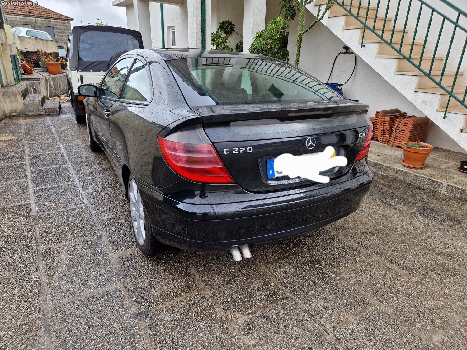 Mercedes-Benz C 220 Sport Coupe — fotografia 7