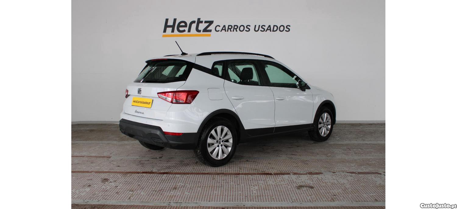 SEAT Arona 1.0 TSI Style 95cv — fotografia 20