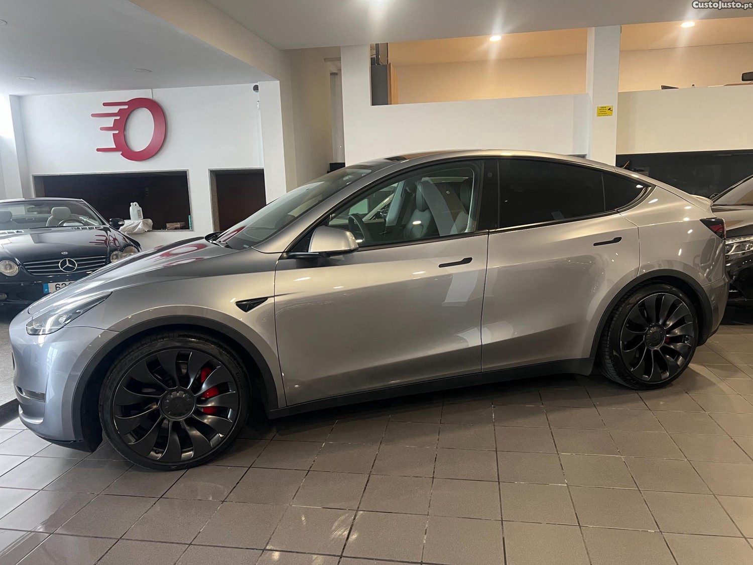 Tesla Model Y PERFOMANCE nacional IVA ded. — fotografia 14