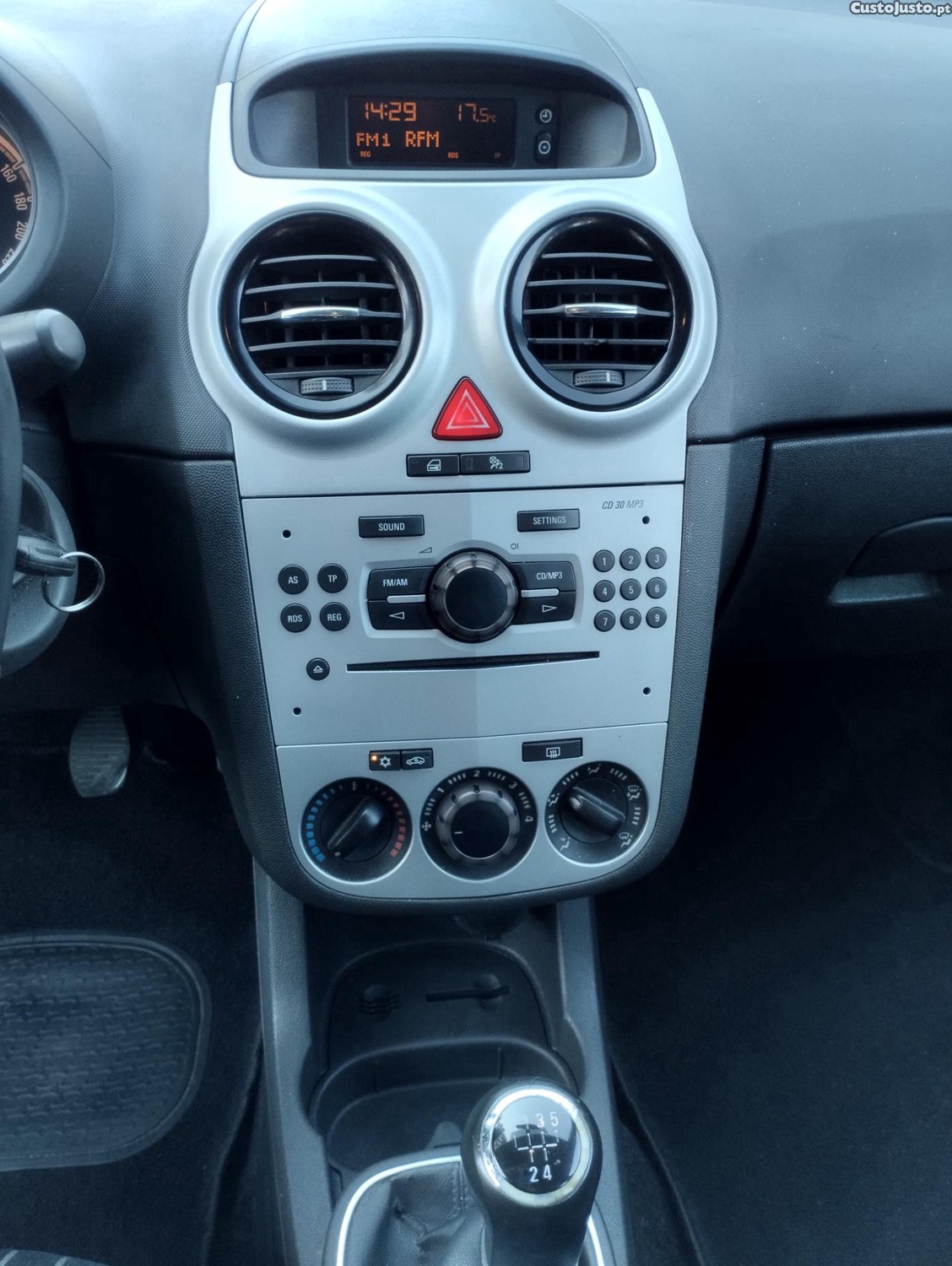 Opel Corsa D 1.3 CDTI 95cv - 5 Lugares - A/C - NACIONAL "Economico" — fotografia 3