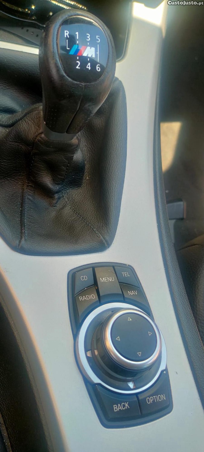 BMW 320 E90 Lci — fotografia 3