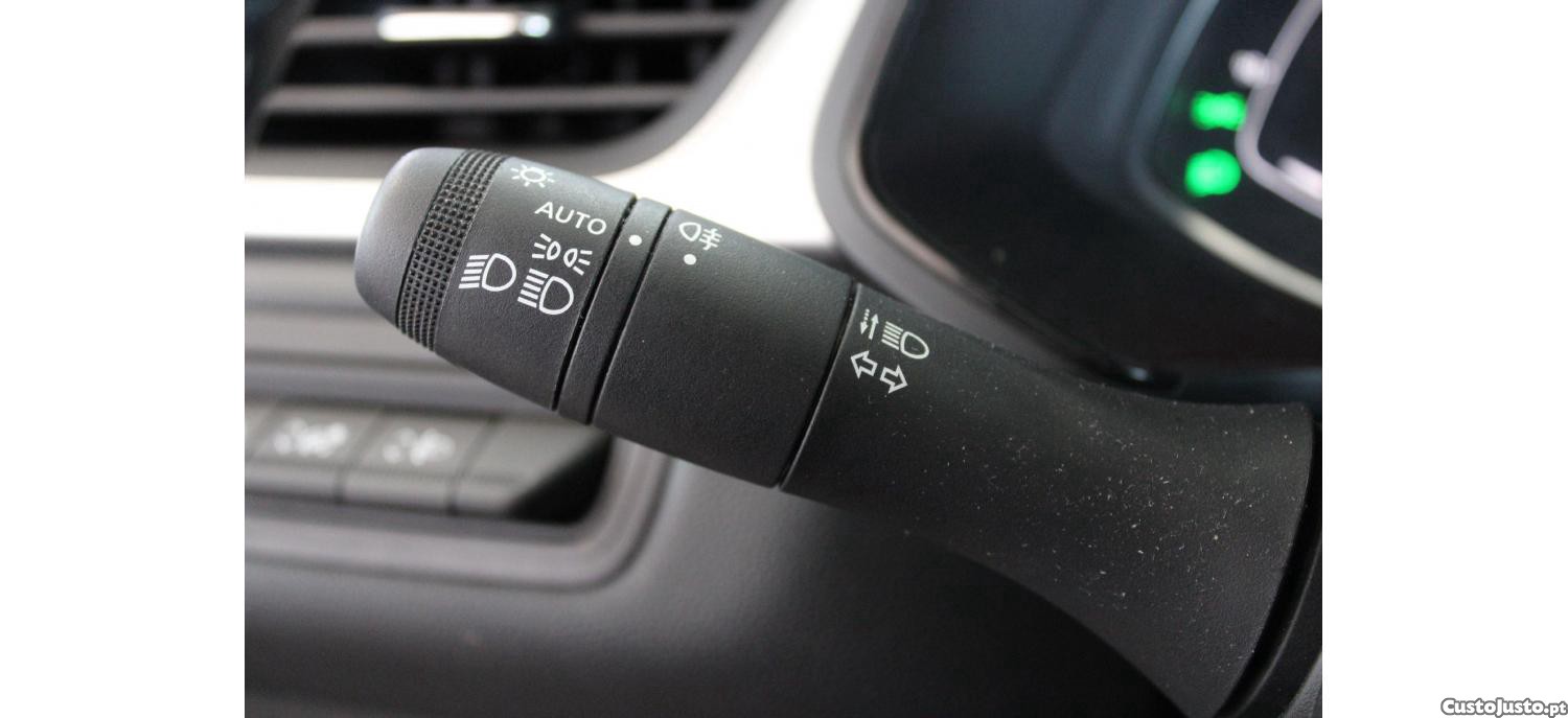 Renault Captur 1.0 TCe Techno Bi-Fuel — fotografia 10