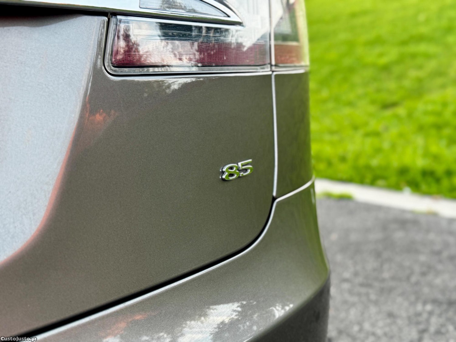 Tesla Model S 85 RWD — fotografia 8