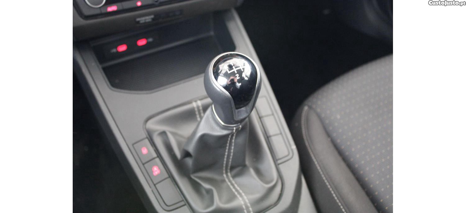 SEAT Ibiza 1.0 TSI Style 95cv — fotografia 2