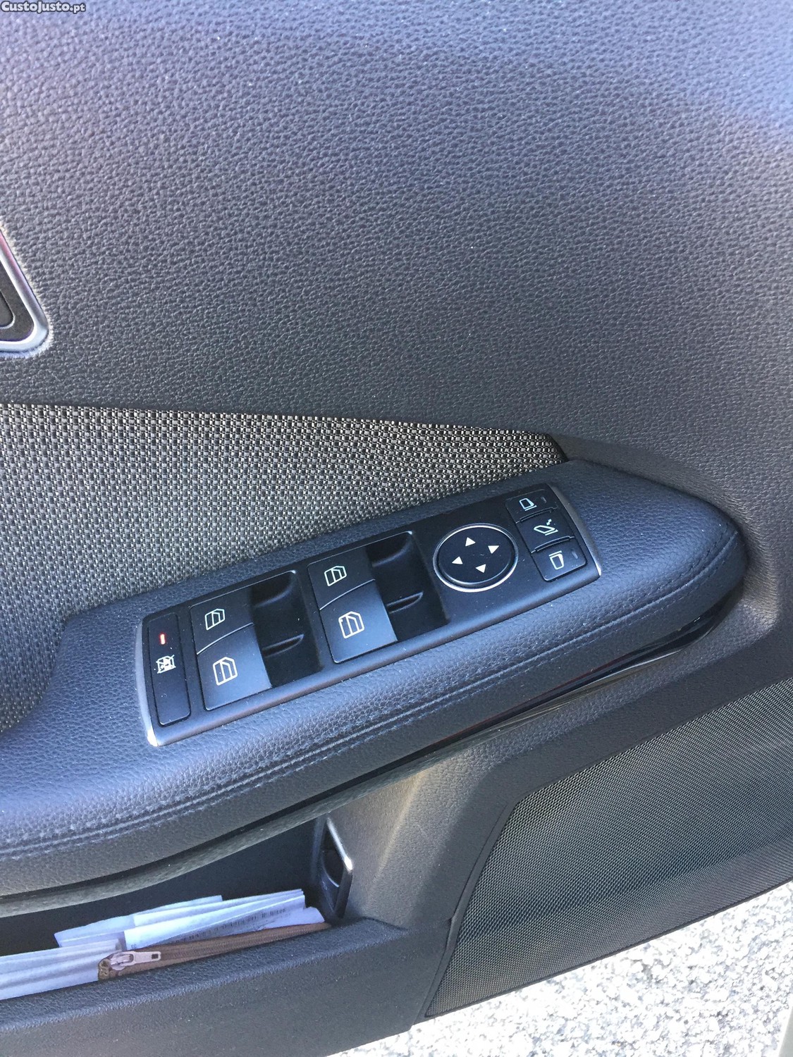 Mercedes-Benz E 300 Avantgarde  Bluetec Hybrid — photo 5
