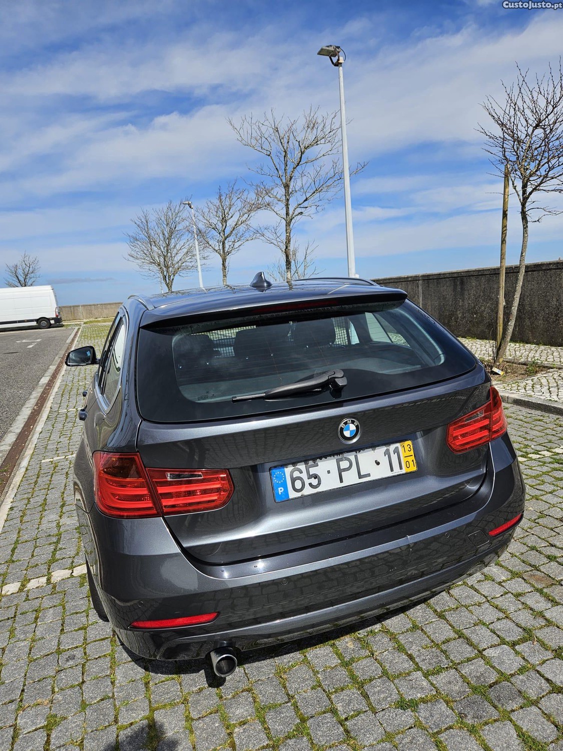 BMW 320 SPORT — photo 2