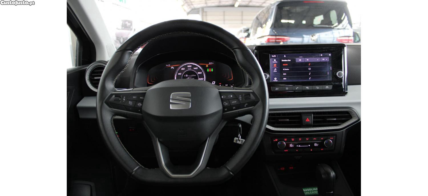 SEAT Ibiza 1.0 TSI Style 110cv DSG — fotografia 9