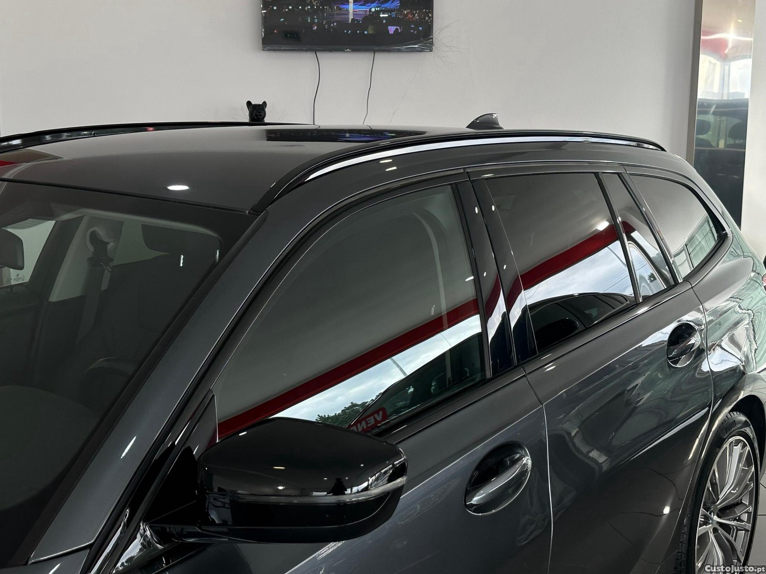 BMW 318 d Touring Line Luxury Auto — fotografia 26