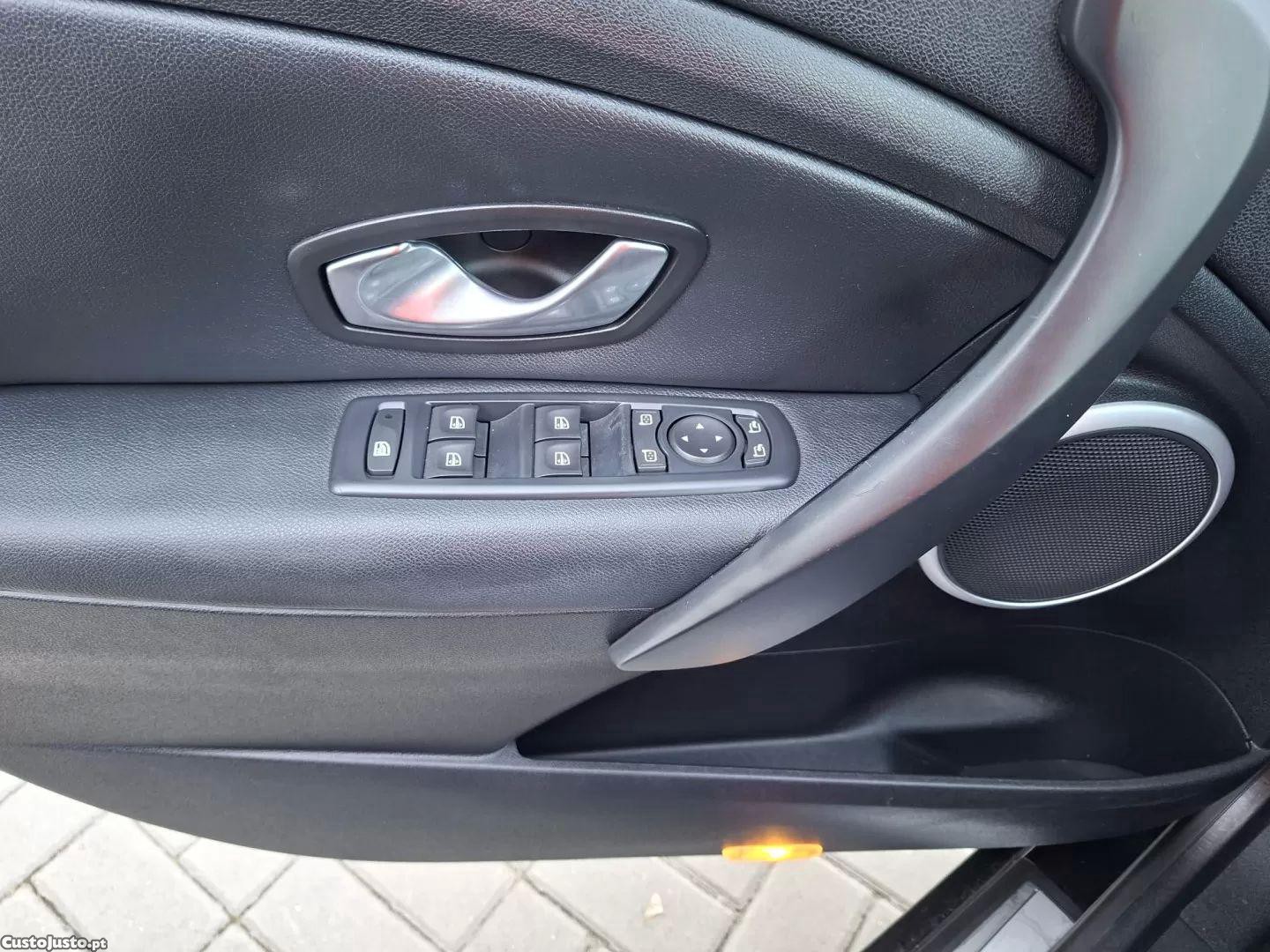 Renault Mégane 1.5 dci dynamique s ss — fotografia 7