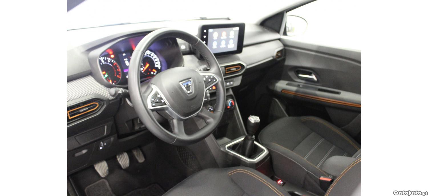 Dacia Sandero 1.0 Tce Expression — fotografia 13