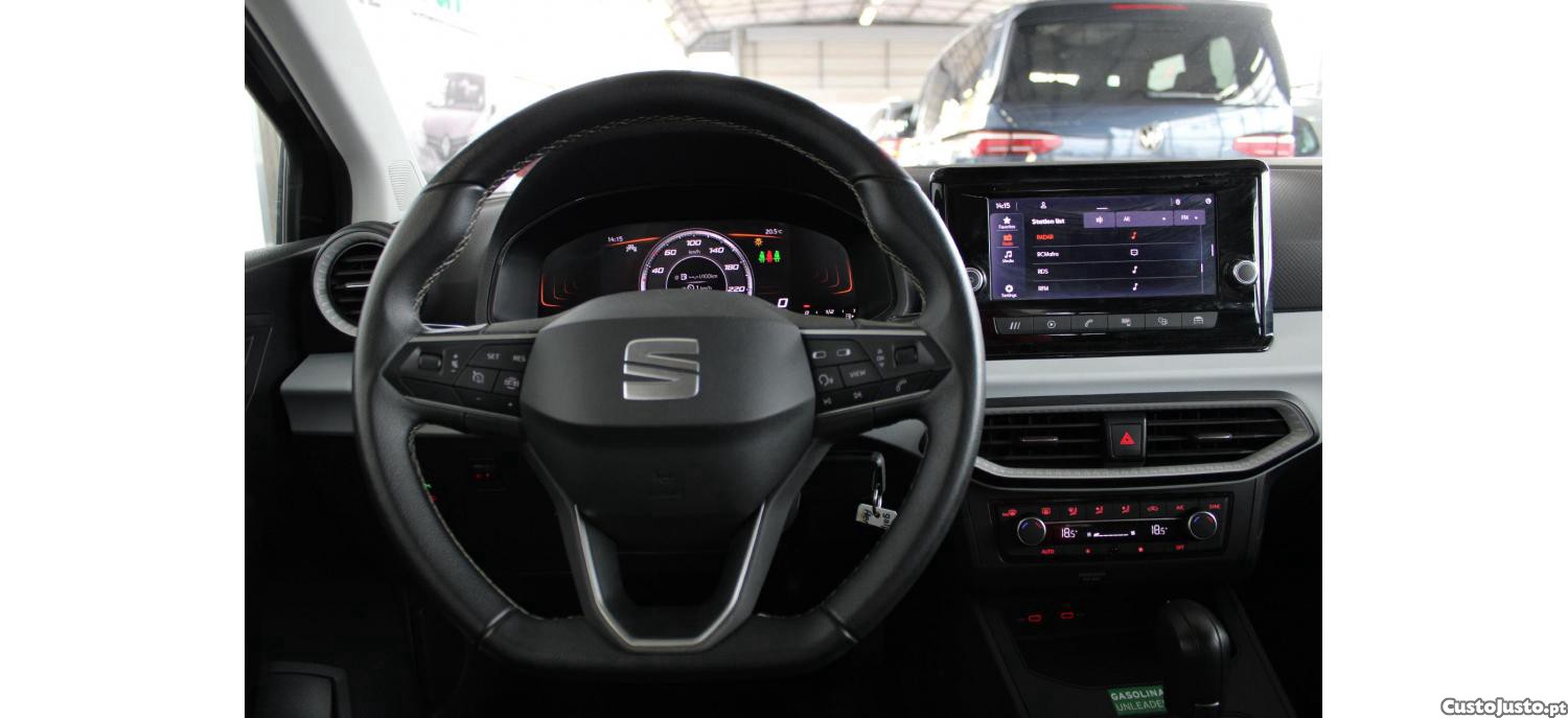 SEAT Ibiza 1.0 TSI Style 110cv DSG — fotografia 9