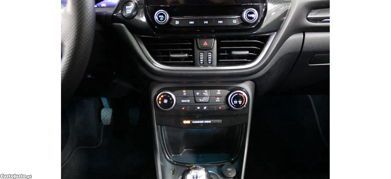 Ford Puma 1.0 EcoBoost MHEV ST-Line X Vivid Ruby Edition — fotografia 5