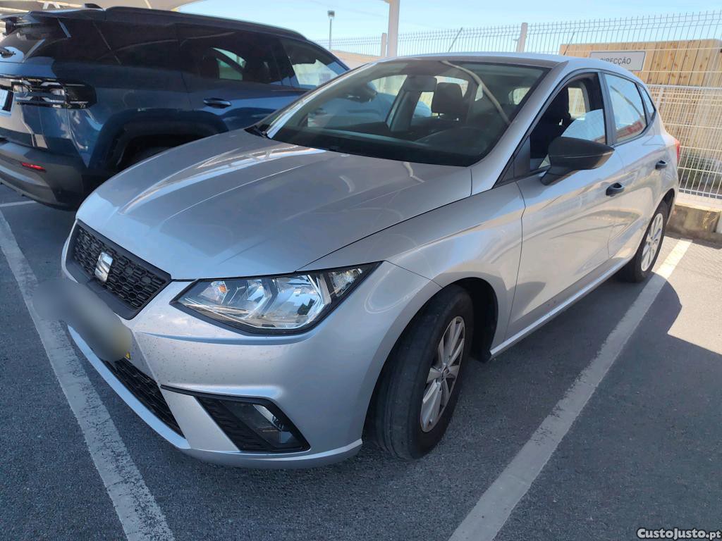 Seat Ibiza 1.6 TDI Reference — photo 2