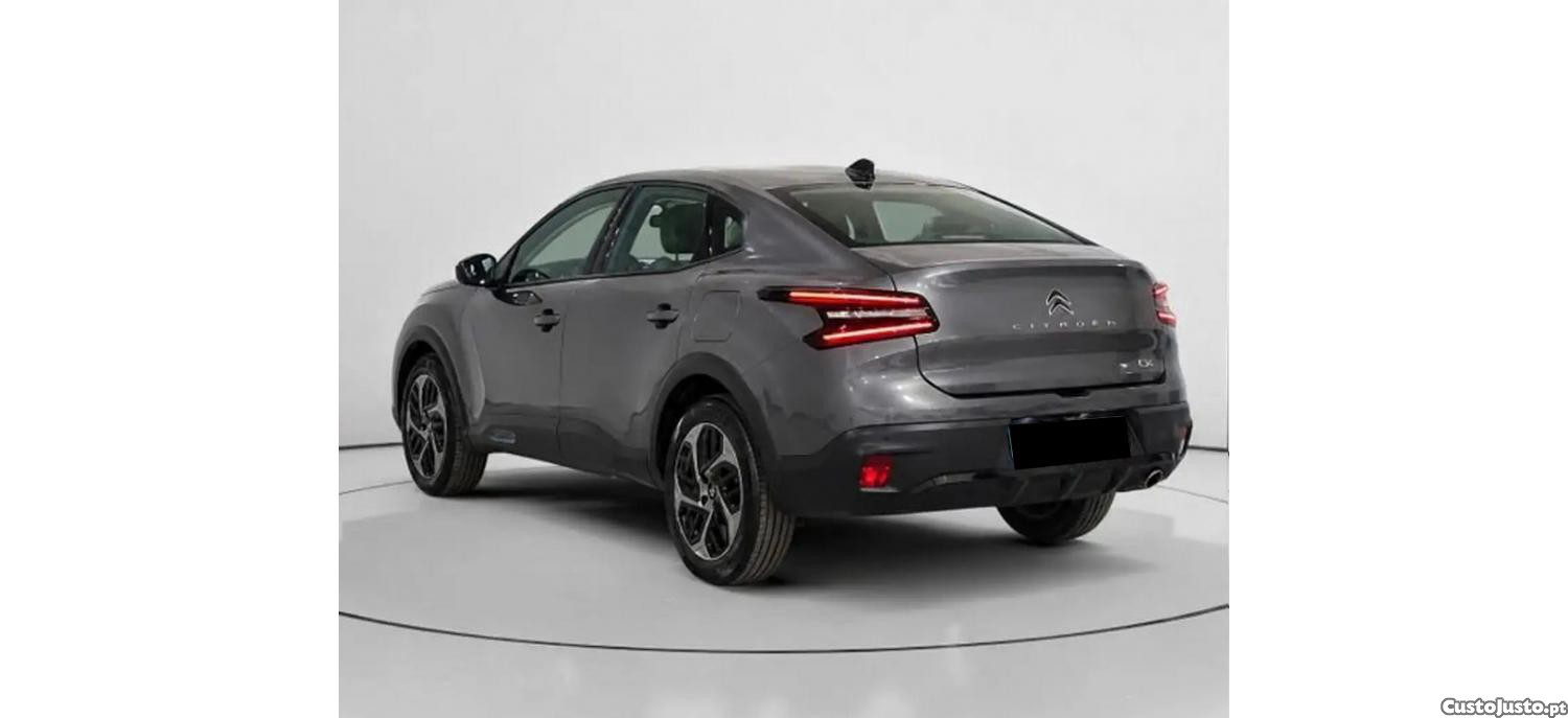 Citroën C4 PureTech Plus 1.2 130cv EAT8 — fotografia 18