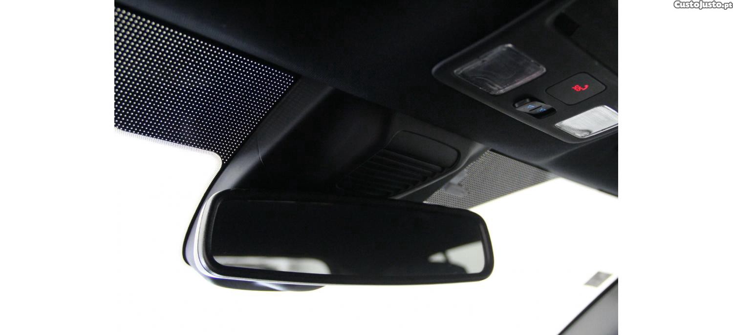 Ford Focus SW 1.0 EcoBoost MHEV Connected — fotografia 4