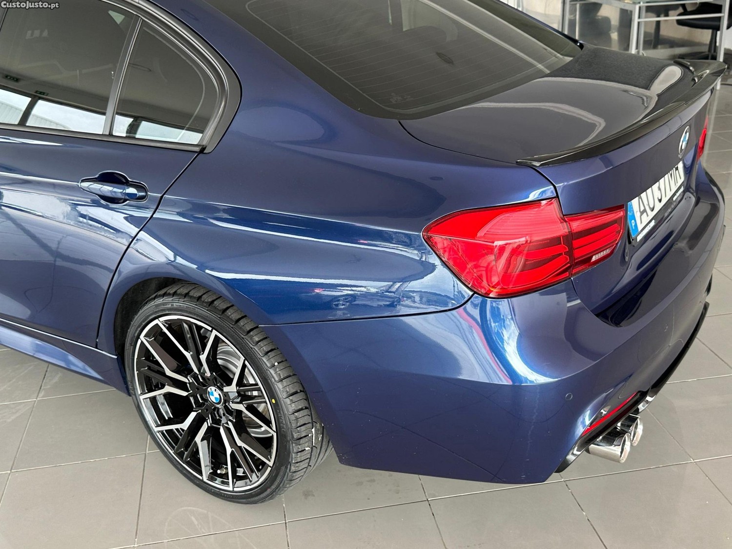 BMW 318 d Pack M Shadow Auto — fotografia 9