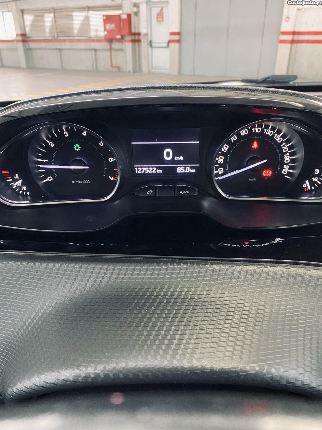 Peugeot 208 1.2 Turbo Allure 110cv — photo 5