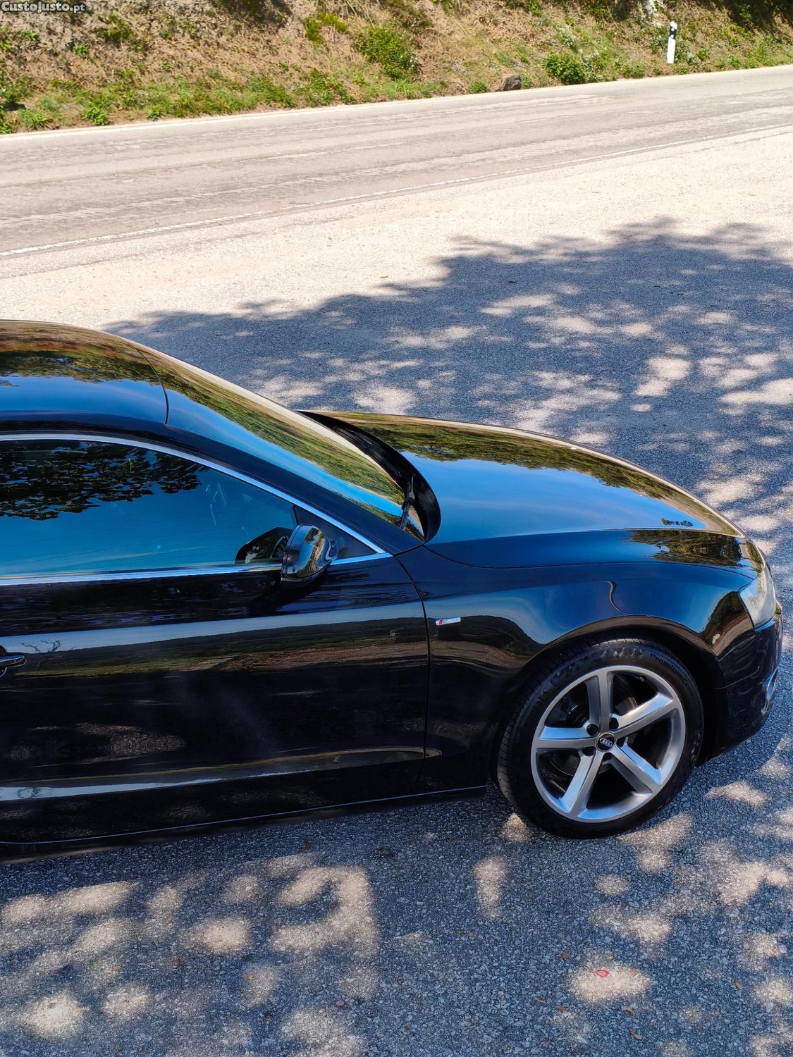 Audi A5 Coupé 2.0 TDI S-Line ( Livro Completo de Revisões ) — fotografia 9