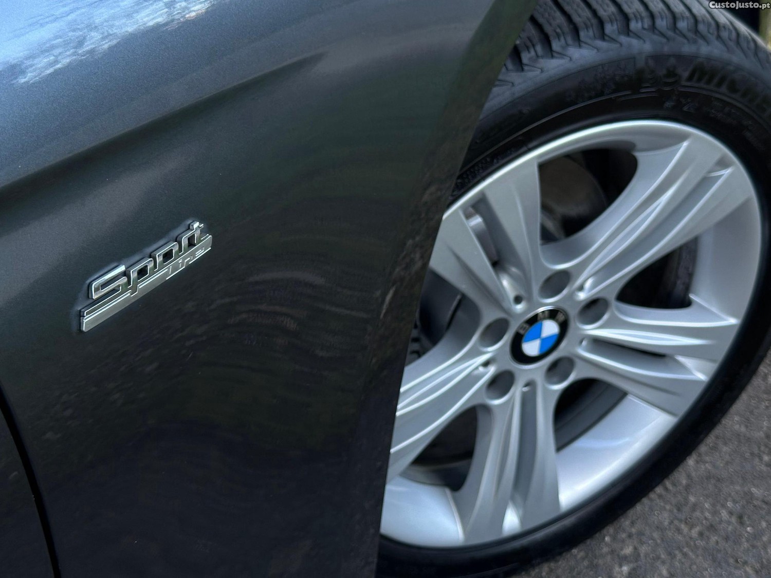 BMW 318 Touring Line Sport Shadow Auto - 17 foto 5