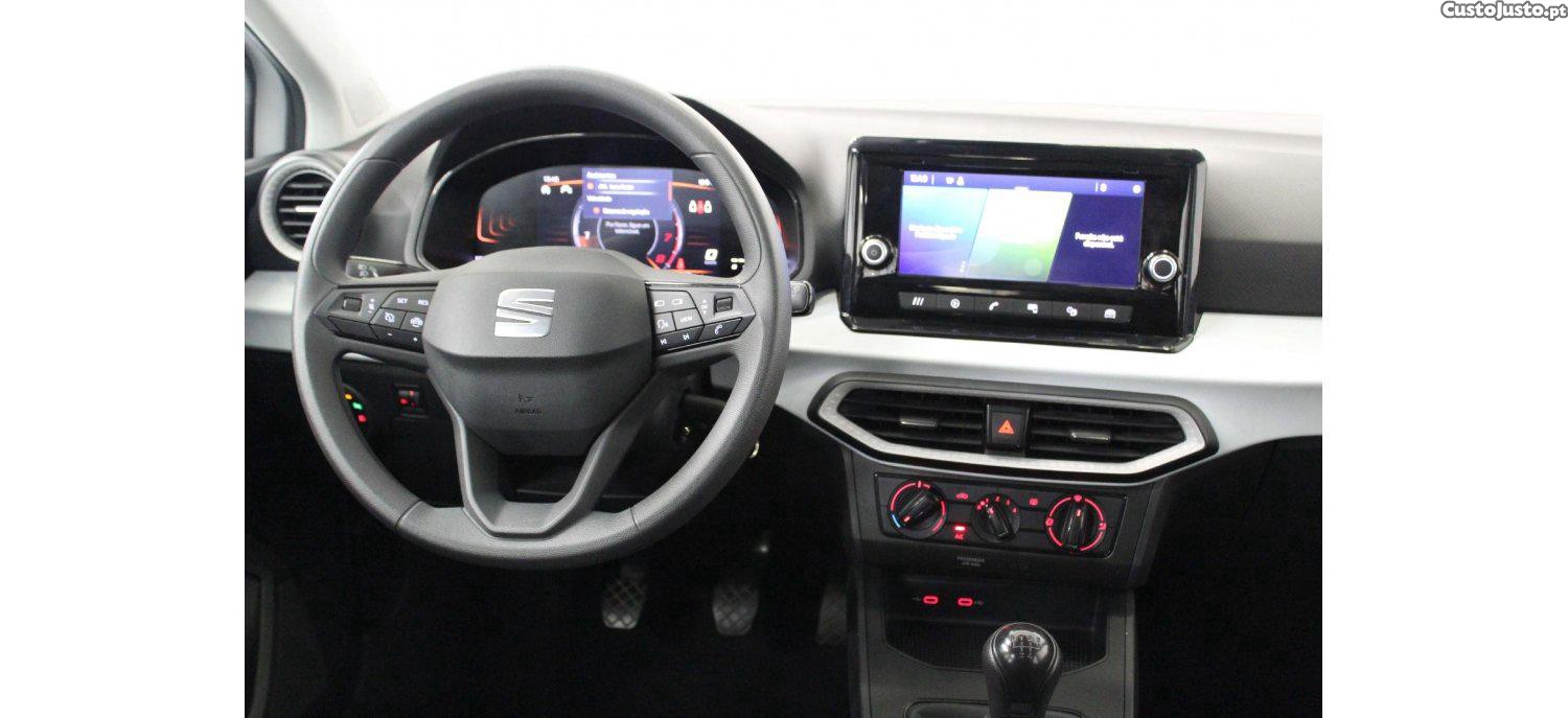 SEAT Ibiza 1.0 TSI Reference 95cv — fotografia 9