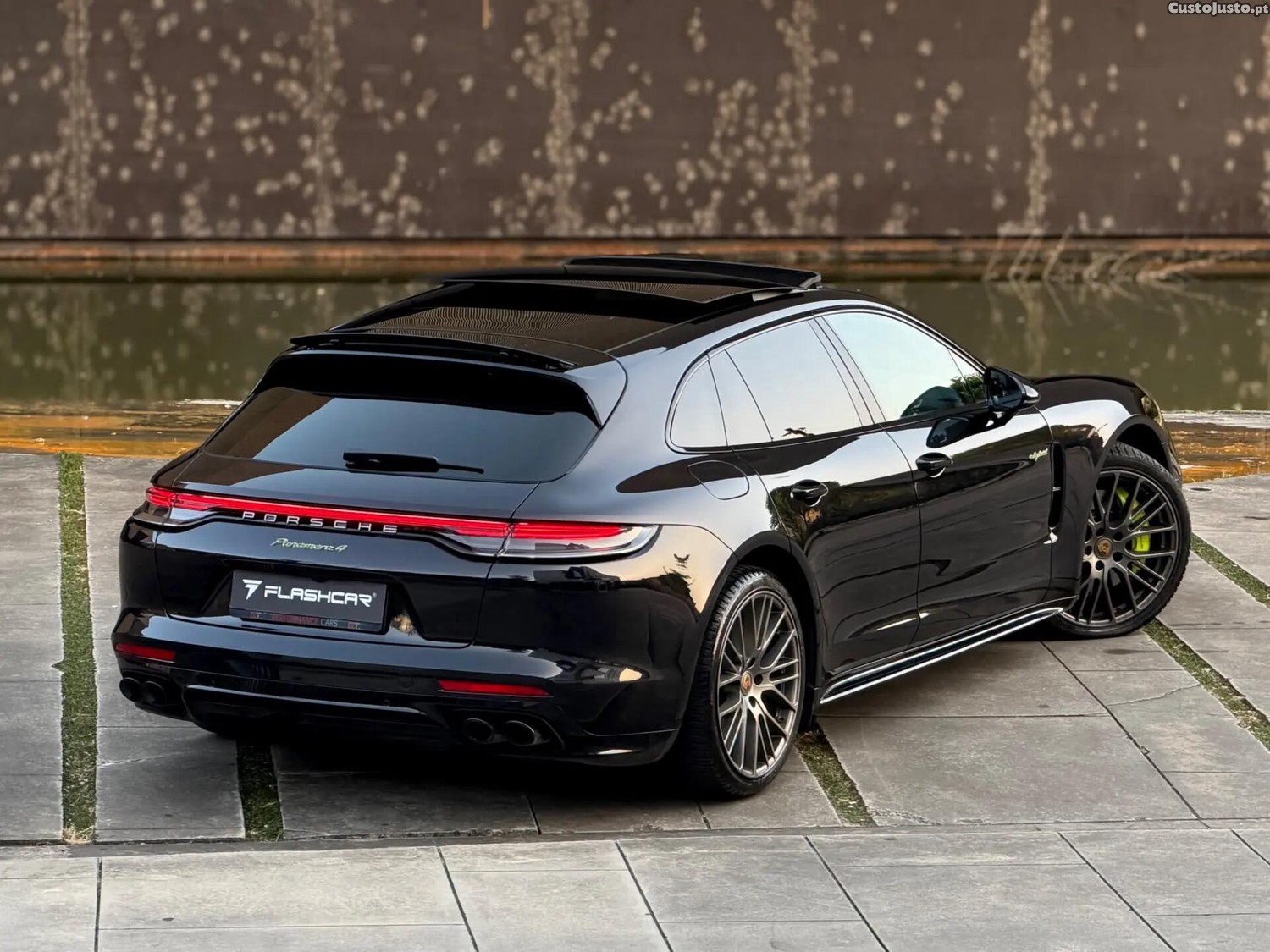 Porsche Panamera 4 E-Hybrid Platinum Edition PDLS - 24 foto 3