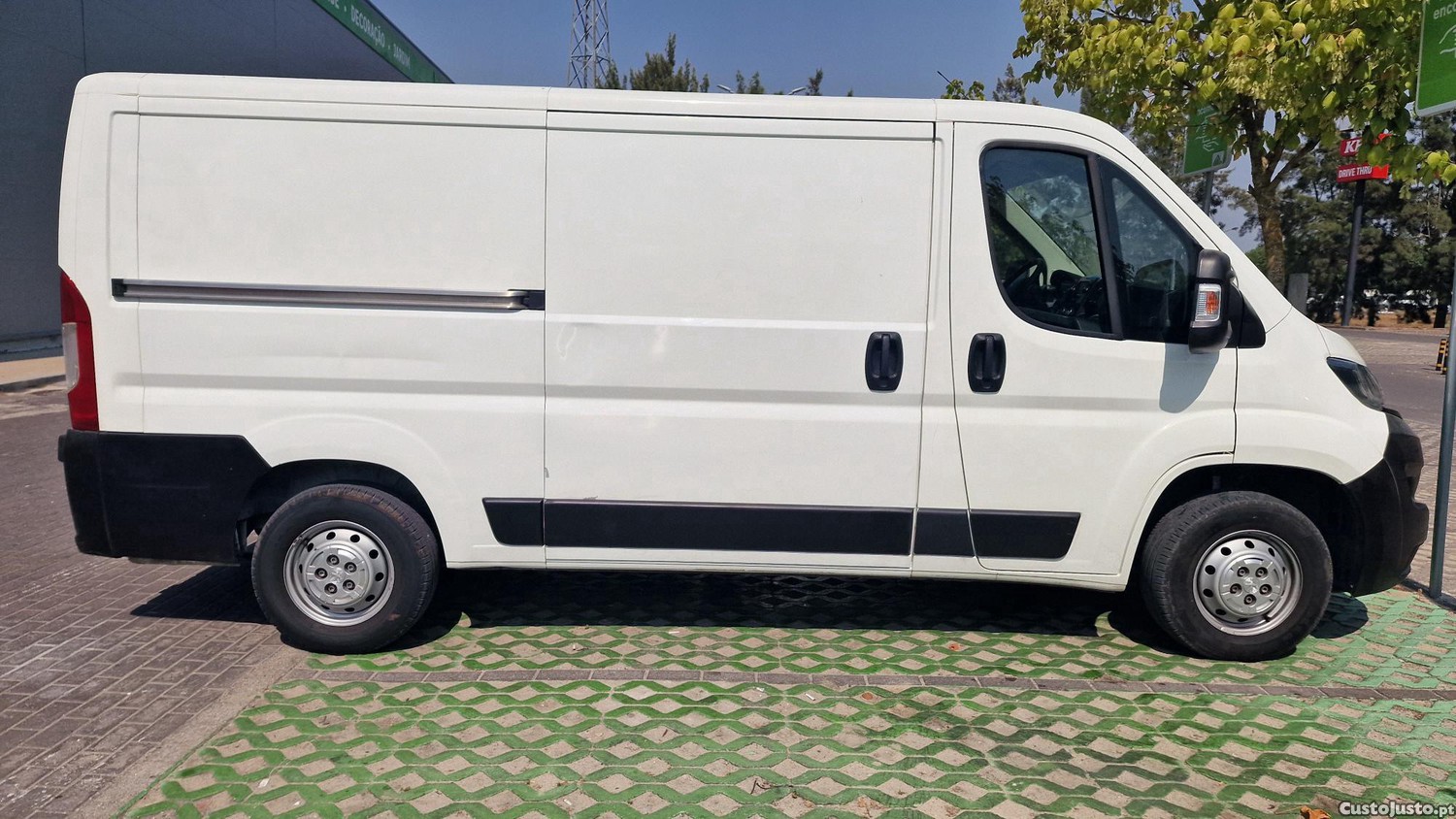 Peugeot Boxer L2 H1 140CV ISOTÉRMICA MOTOR DE FRIO A TEMPERATURA NEGATIVA - 21 foto 3