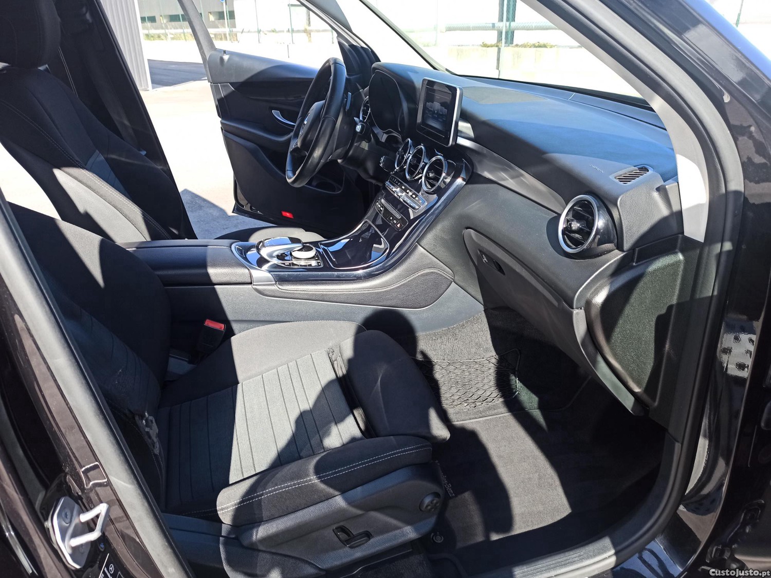 Mercedes-Benz GLC 220 4 matic — fotografia 3