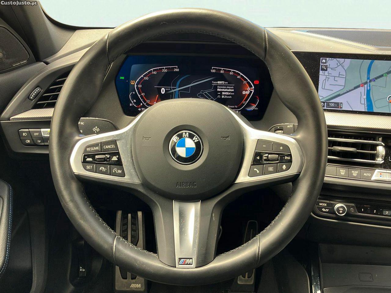 BMW 118 i Pack Desportivo M Auto — fotografia 8