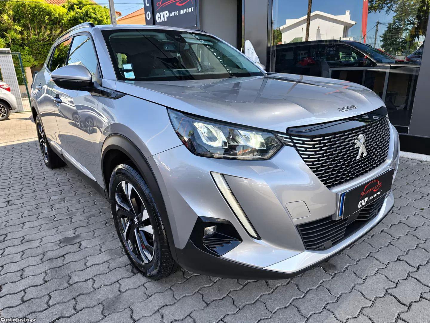 Peugeot 2008 Puretech 130 eat8 allure pack - 21 foto 2
