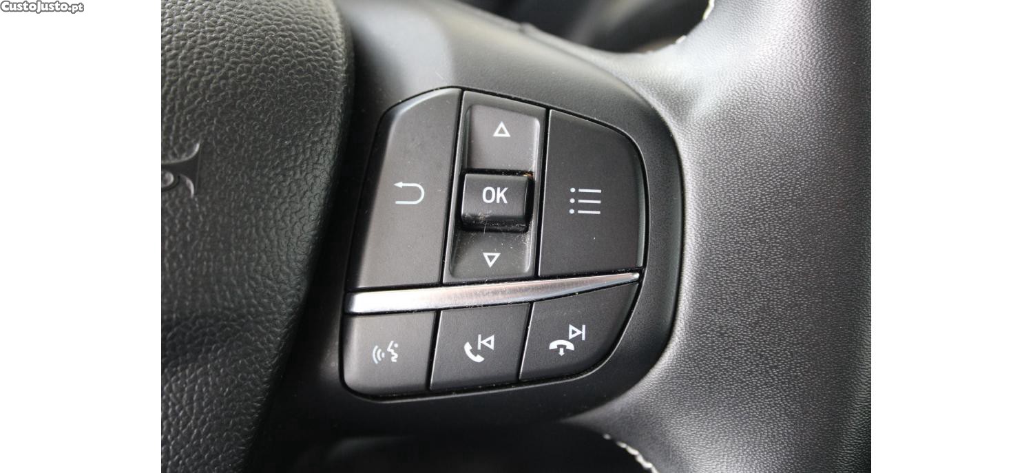 Ford Puma 1.0 EcoBoost MHEV Titanium — fotografia 14
