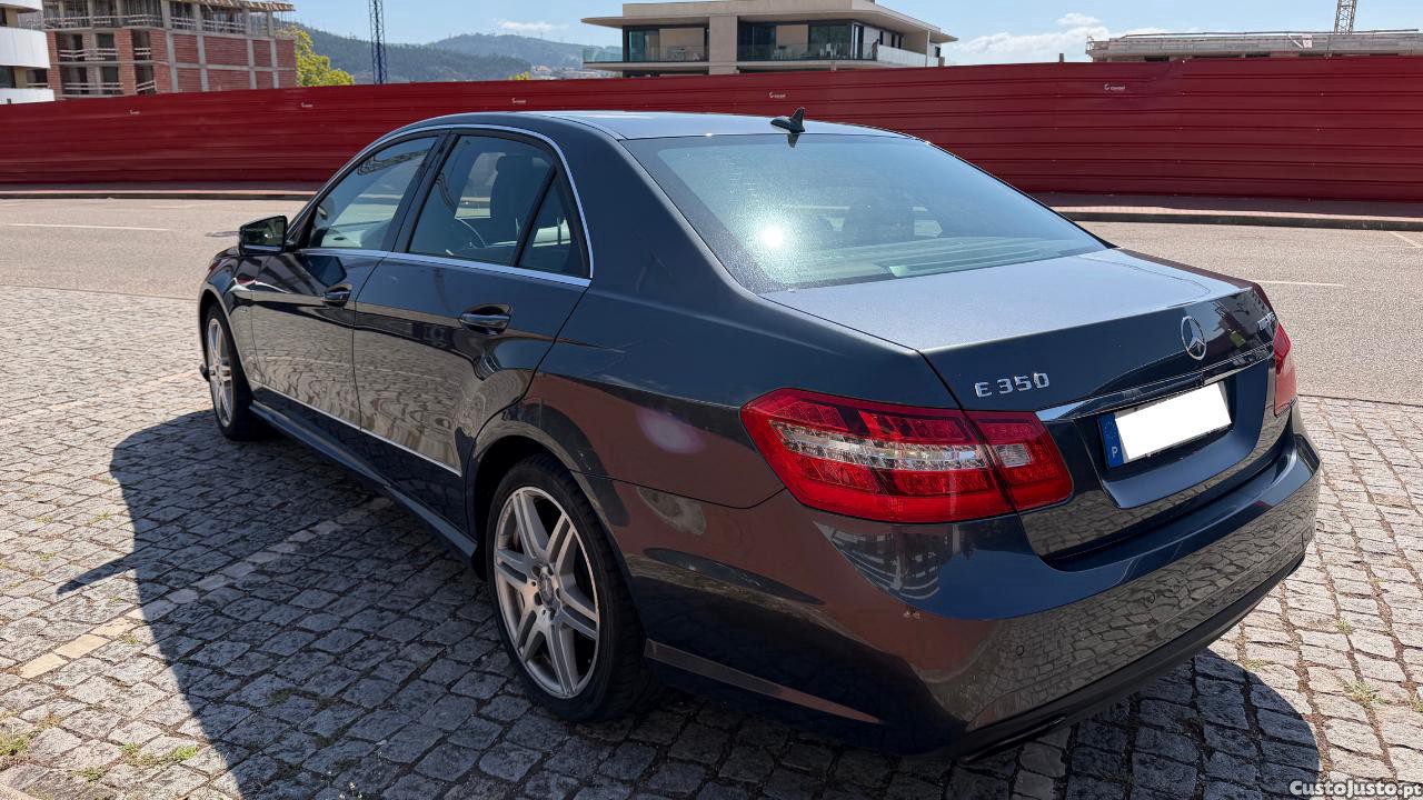 Mercedes-Benz E 350 Classe E — fotografia 6