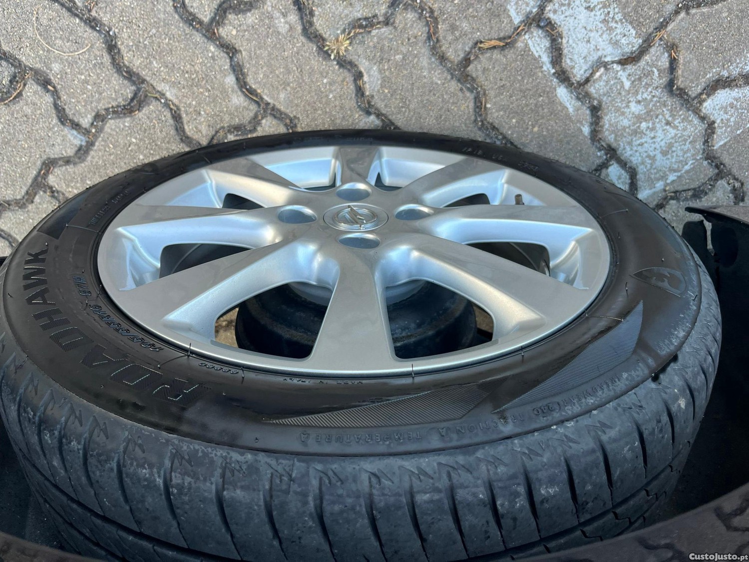 Opel Corsa 1.2 Edition — fotografia 3