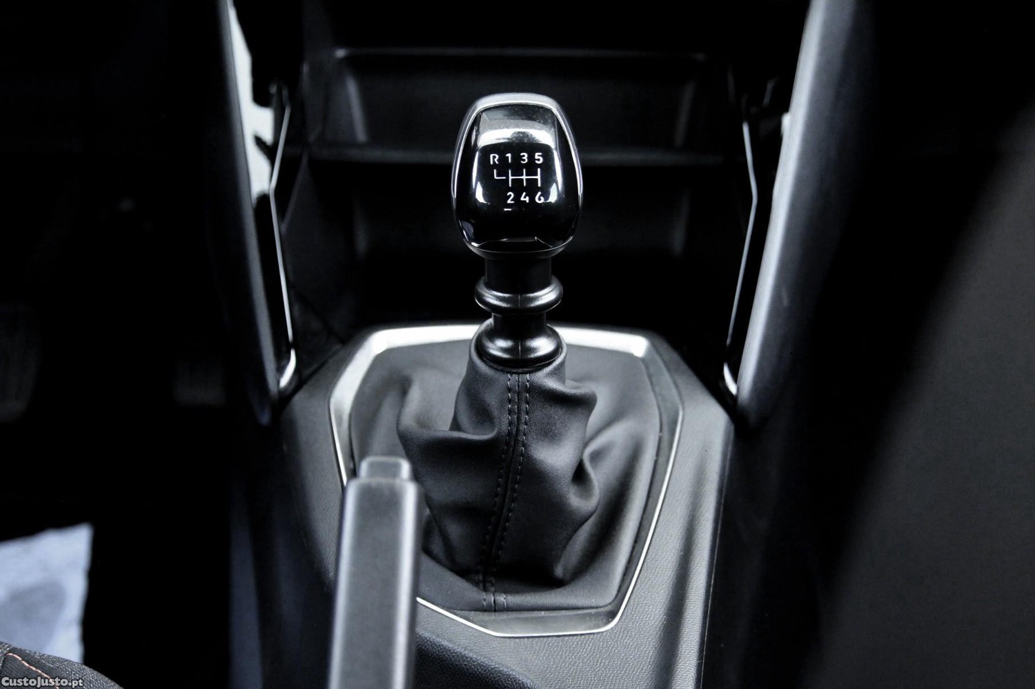 Peugeot 2008 1.2 PureTech Style — fotografia 7