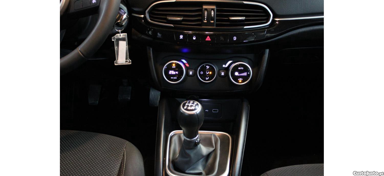 Fiat Tipo City Life 1.3 Multijet 95cv — fotografia 9