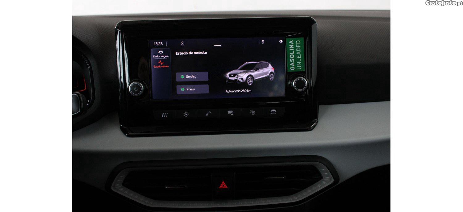 SEAT Arona 1.0 TSI Style 95cv — fotografia 11