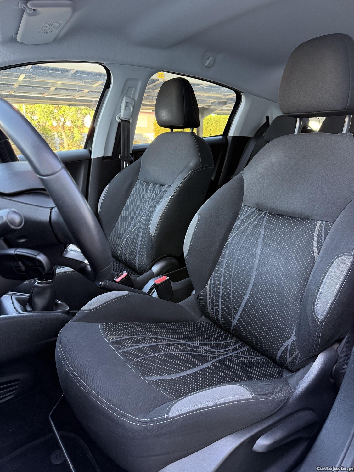 Peugeot 208 1.2 VTI — fotografia 7