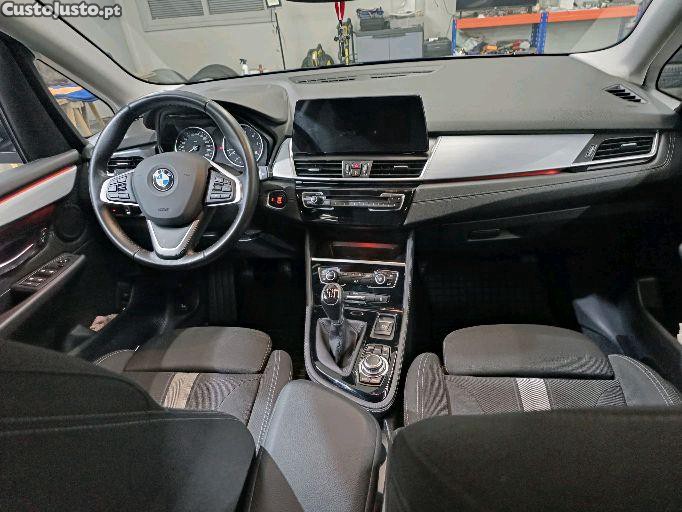 BMW 216 Active Tourer sport — fotografia 6