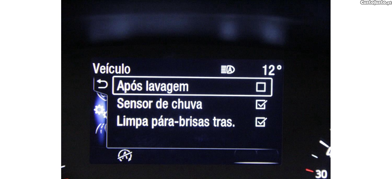 Ford Fiesta St Line X Hybrid 1.0Ecoboost 125cv — fotografia 7