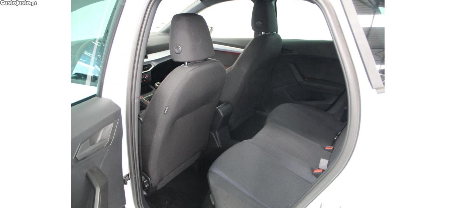 SEAT Ibiza 1.0 TSI FR 95cv — fotografia 15