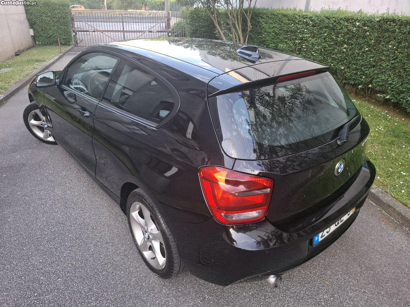 BMW 114 EfficientDynamics — fotografia 11