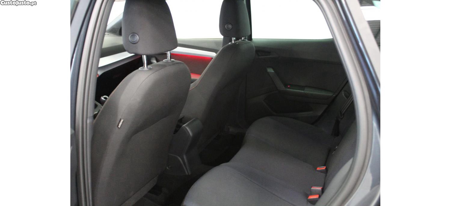 SEAT Ibiza 1.0 TSI FR 110cv — fotografia 2