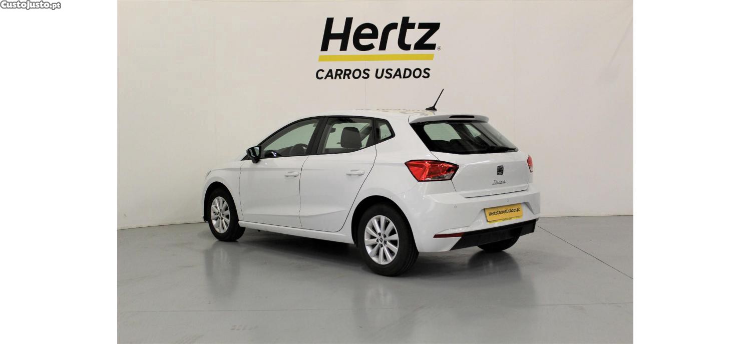SEAT Ibiza 1.0 TSI Reference 95cv — fotografia 14