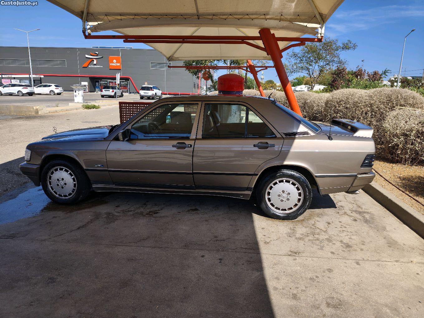 Mercedes-Benz 190 D  2.5 - 88 — photo 5