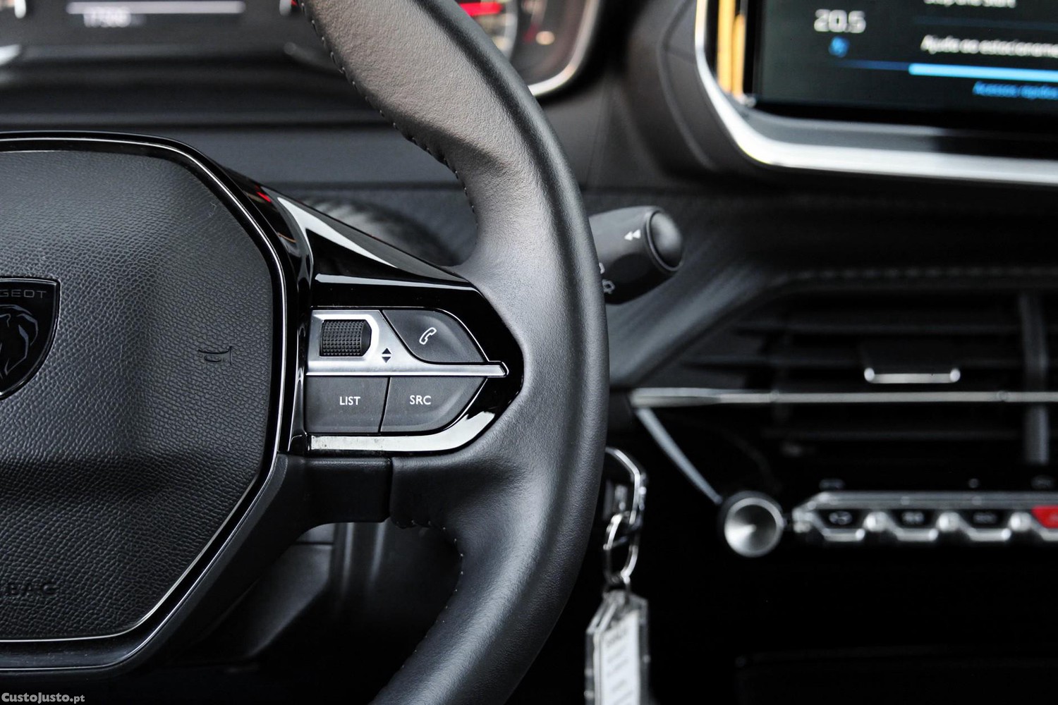 Peugeot 2008 1.2 PureTech Style — fotografia 4