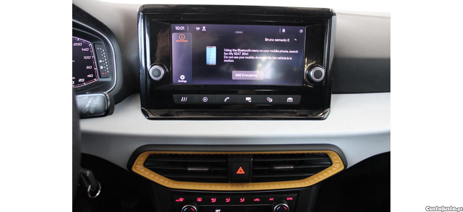 SEAT Arona 1.0 TSI Style 95cv — fotografia 12