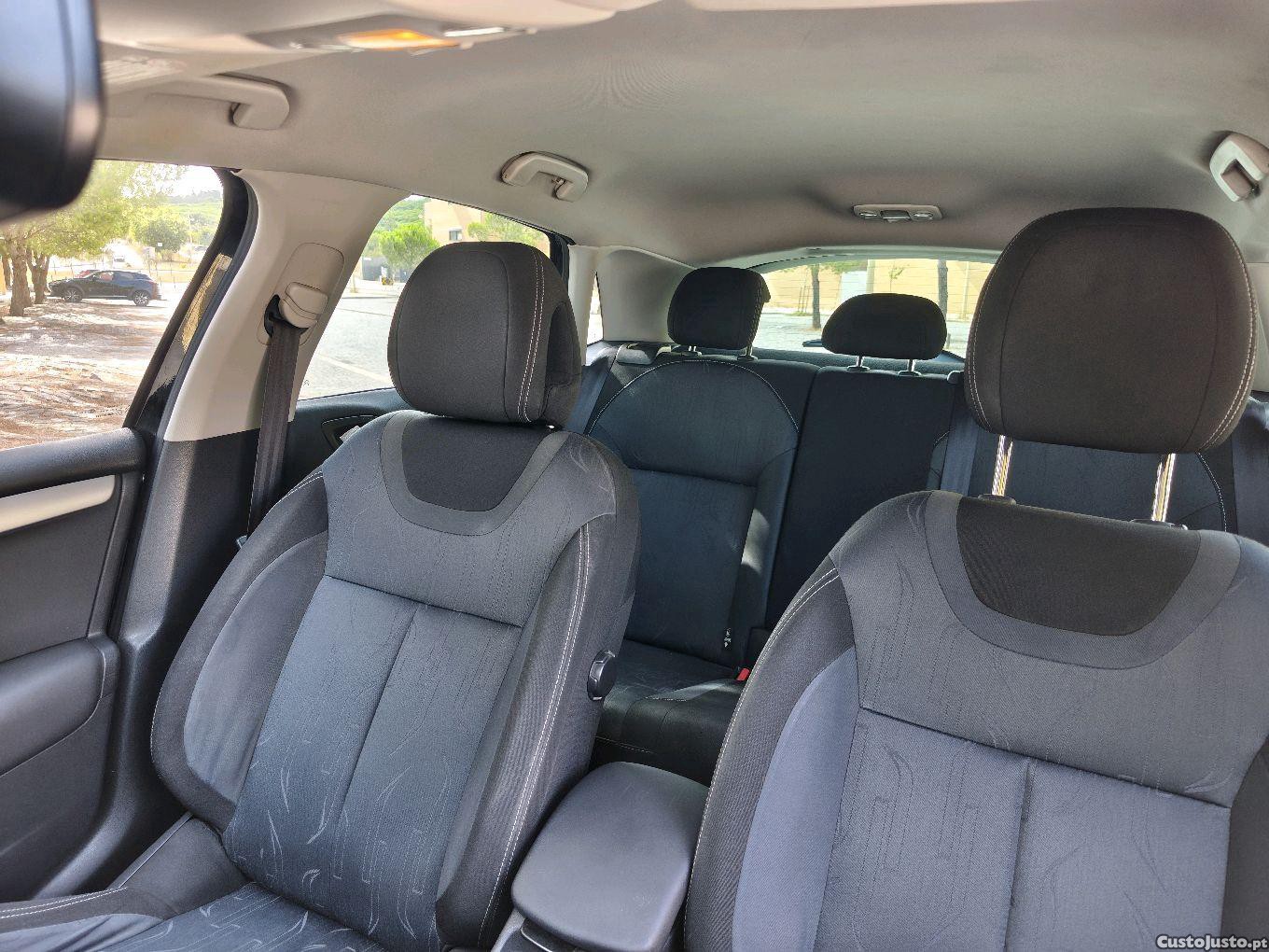 Citroën C4 executive — fotografia 4