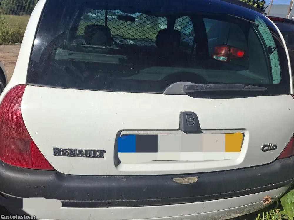 Renault Clio 1.9 D (SB0J) (48 kW / 65 cv) [02.2000 - 05.2001] - 00 — photo 4